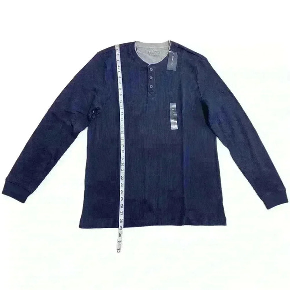 Club Room Men's Thermal Henley Shirt Navy Blue Size M Crewneck three button - Picture 4 of 9